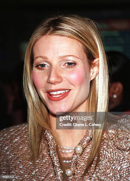 Actress Gwyneth Paltrow attends a special screening benefit of her new movie 'shallow Hal'' November 7, 2001 in New York City. The screening will...