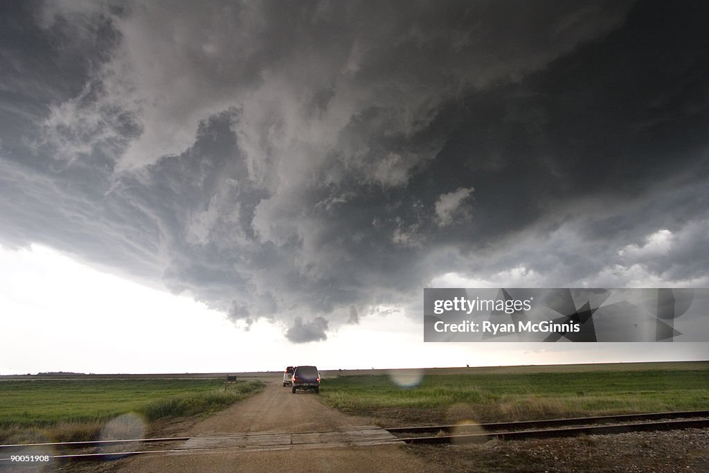 Storm chasers near Kearney