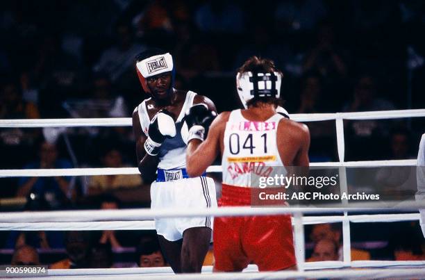 Boxing Gordon Wayne Gordon Photos and Premium High Res Pictures - Getty Images