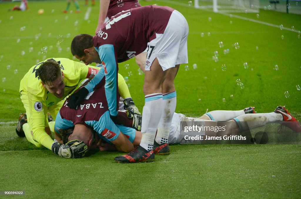 West Ham United v West Bromwich Albion - Premier League