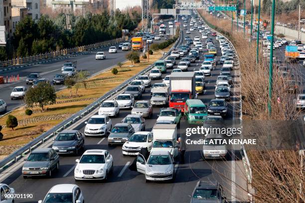 Tehran Highways 955 Tehran Traffic Stock Photos, High-Res Pictures, and Images - Getty ...