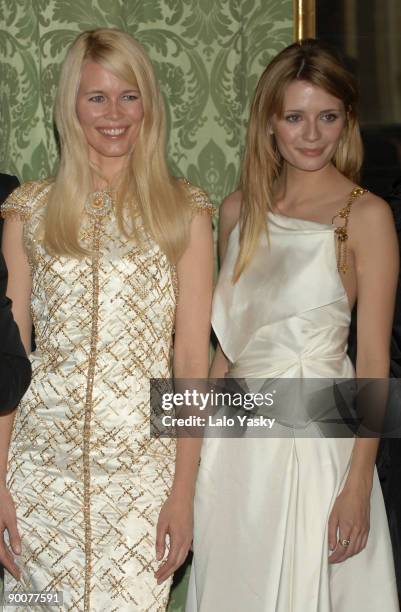 Mischa Barton and CLaudia Schiffer