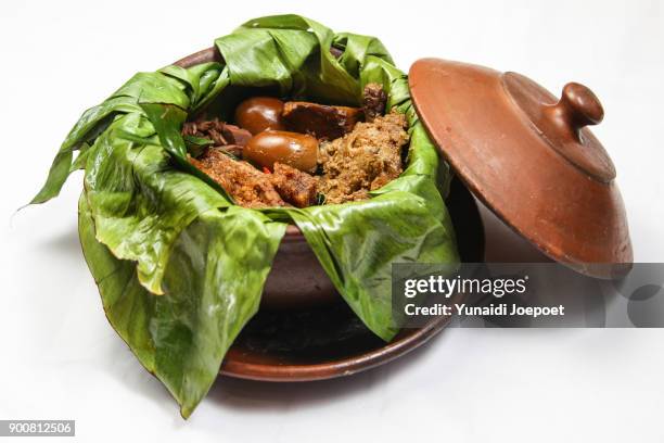 gudeg traditional culinary from yogyakarta - gudeg stock pictures, royalty-free photos & images