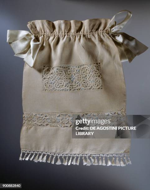 Drawstring pouch bag with brown Holland strap, silk strings and fringe, 1915-1920, fashion accessories, Italy, 20th century.
