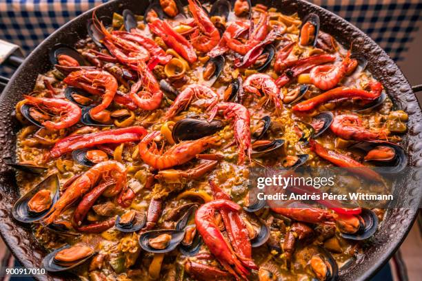 spanish local meals - comunidad autonoma de valencia stockfoto's en -beelden