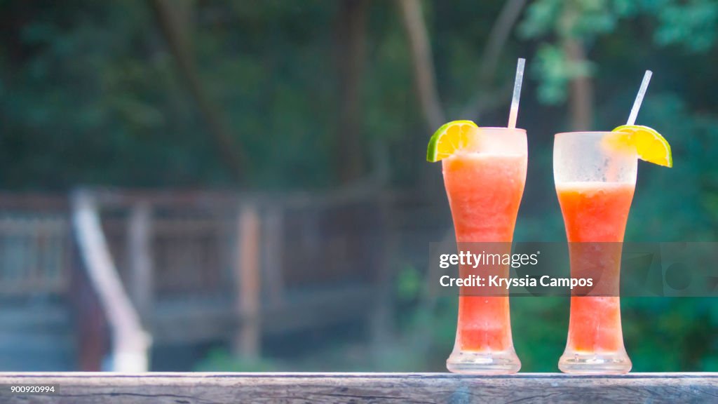 Mixed Fruit Cocktails with Ice and Lemon