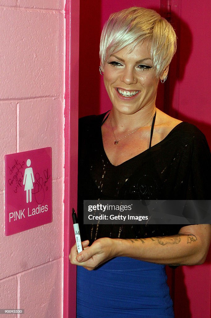 Brisbane Entertainment Centre Presents Pink With Her Own Toilet