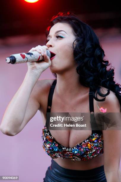 Katy Perry performs on stage on the second day of V Festival at Hylands Park on August 23, 2009 in Chelmsford, England.