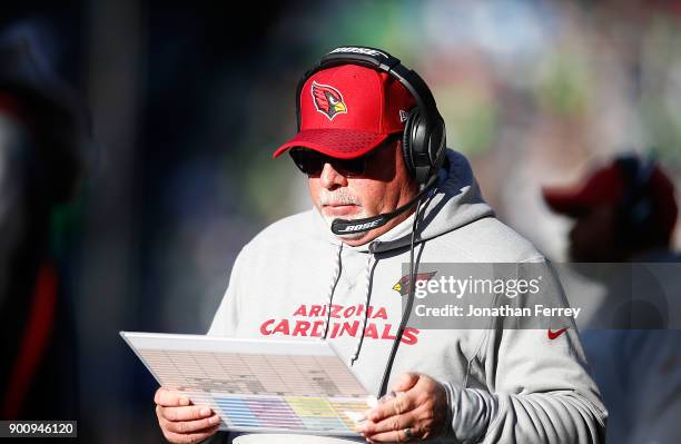 Head Coach Bruce Arians of the Arizona Cardinals against the Seattle Seahawks at CenturyLink Field on December 31, 2017 in Seattle, Washington.