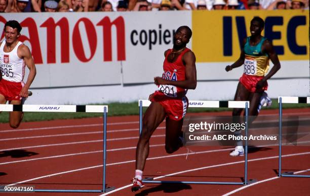 Los Angeles, CA Edwin Moses, Men's Track 400 metres hurdles competition, Memorial Coliseum, at the 1984 Summer Olympics, August 3, 1984.