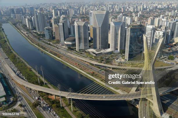 são paulo - cable stayed bridge stock-fotos und bilder