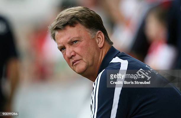 Head coach Louis van Gaal of Bayern is seen prior to the friendly match between 1. FC Union Berlin and FC Bayern Muenchen at the stadium An der Alten...