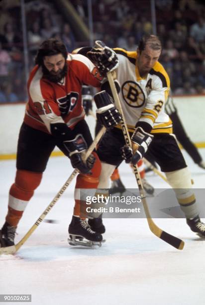 75 Dallas Smith Bruins Photos & High Res Pictures - Getty Images