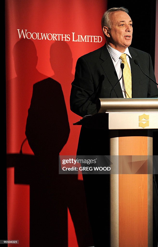 Michael Luscombe, Woolworths Limited Chi