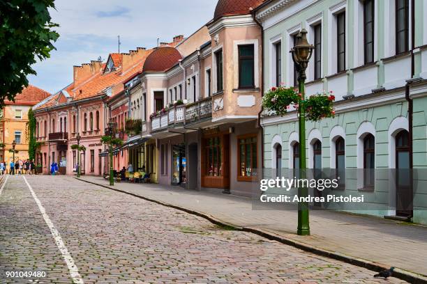 vilniaus street, kaunas, lithuania - kaunas stockfoto's en -beelden