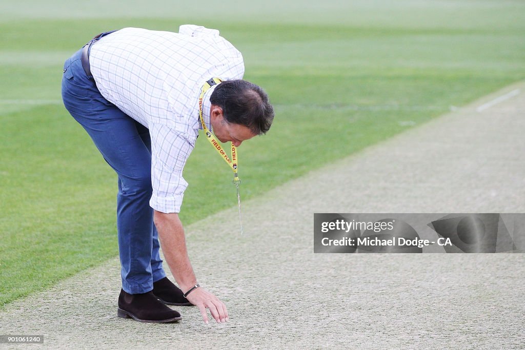 BBL - Hurricanes v Strikers