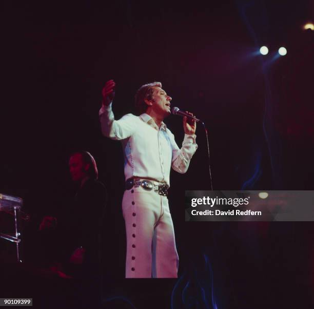 Singer Andy Williams performs on stage in April 1974.
