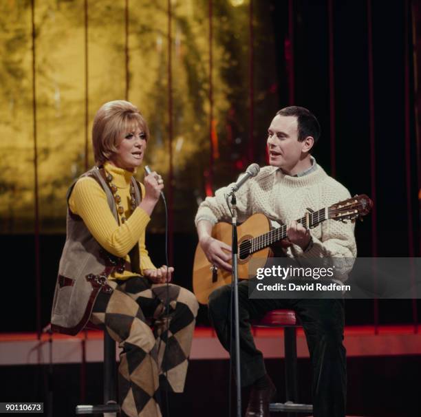 481 Tom Springfield Photos & High Res Pictures - Getty Images