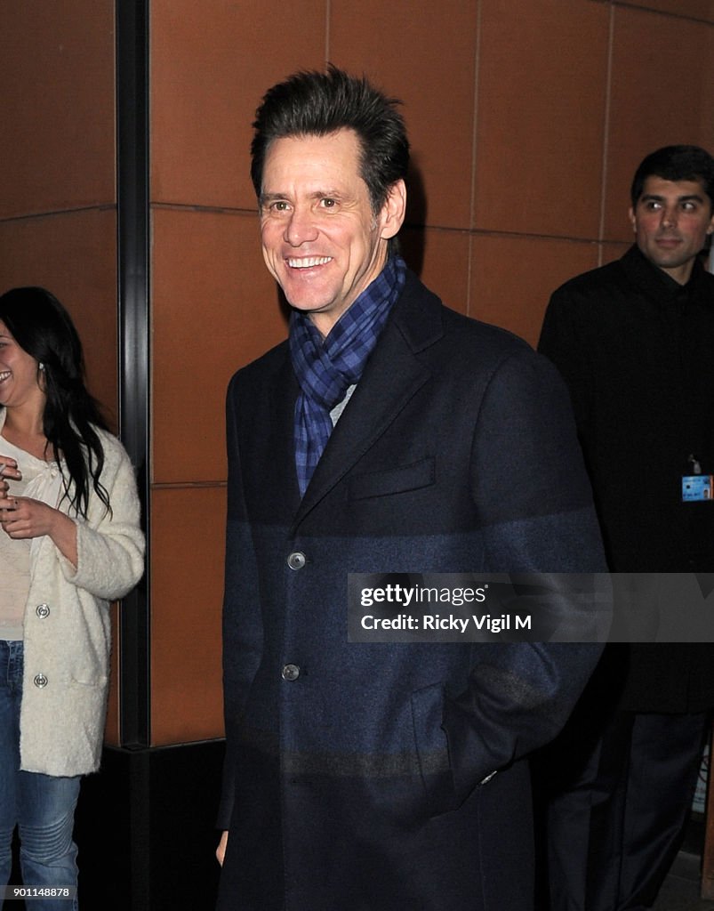 Jim Carrey Poses With Puppet