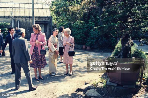 Queen Ingrid of Denmark and Princess Anne-Marie of Denmark talk with Emperor Akihito and Empress Michiko at the Imperial Palace on April 19, 1991 in...