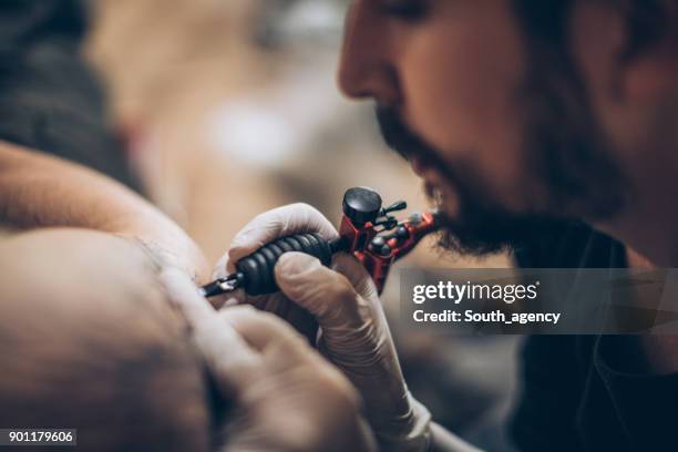 body art - tatuagem imagens e fotografias de stock