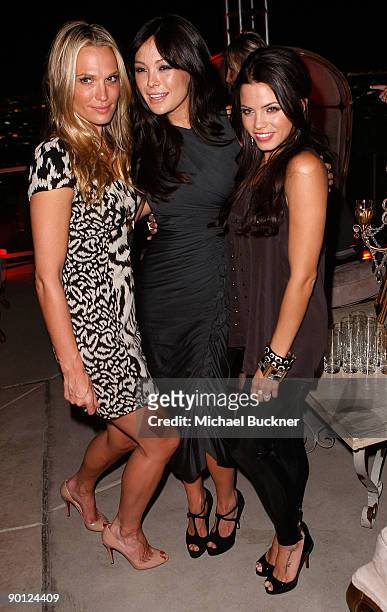 Actress Molly Simms, actress Lindsay Price and actress Jenna Dewan attend a performance of the Moskova Affair By Vau de Vire Society presented by...