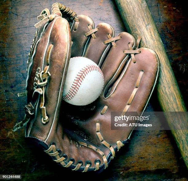 baseball glove bat - baseball glove stock pictures, royalty-free photos & images