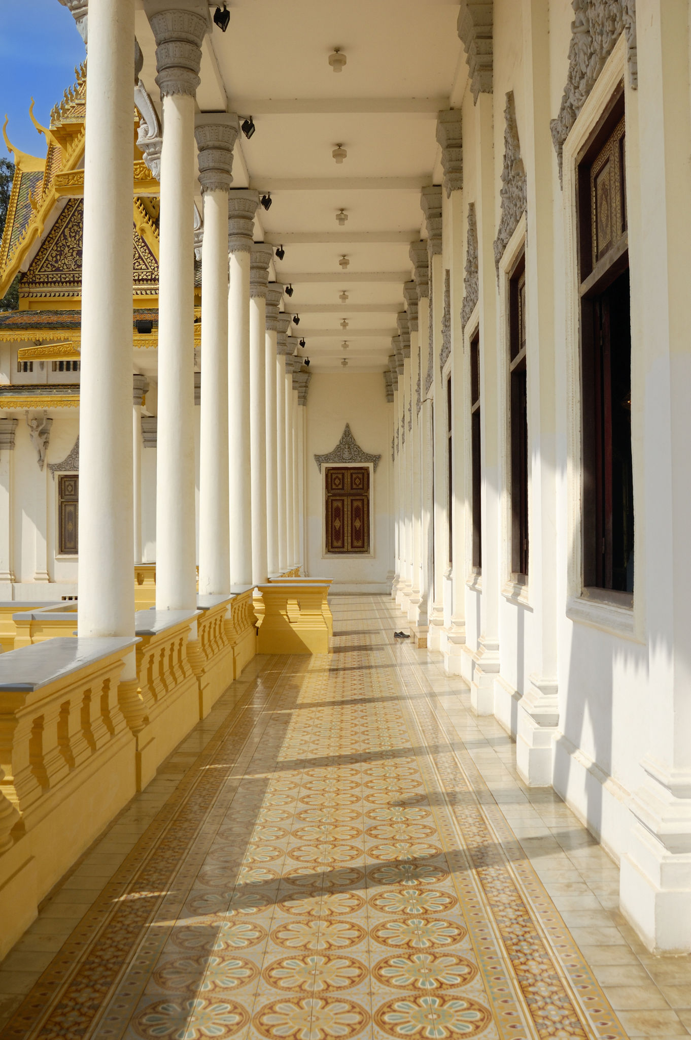 phnom penh art gallery