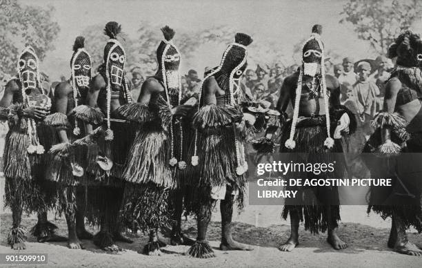 African Ritual Costumes 384 African Dance Costumes Stock Photos, High-Res Pictures, and Images ...