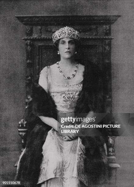 Victoria Eugenie of Battenberg , Queen of Spain, as wife of wife of King Alfonso XIII, in the years 1906-1931, from L'Illustrazione Italiana, year...