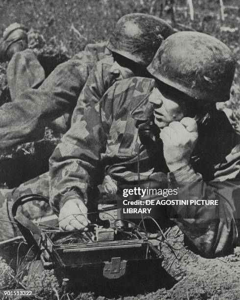 German Operators 623 German Army Helmet Stock Photos, High-Res Pictures, and Images ...