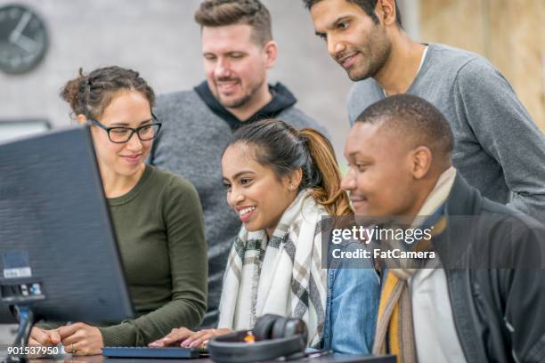 Person Computer Training Business People Computer Training Photos and Premium High Res Pictures ...