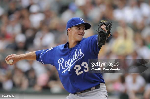 Zach Greinke of the Kansas City Royals pitches against the Chicago White Sox on August 19, 2009 at U.S. Cellular Field in Chicago, Illinois. The...
