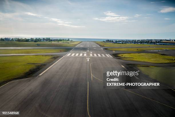 airport runway  - airplane runway stock-fotos und bilder