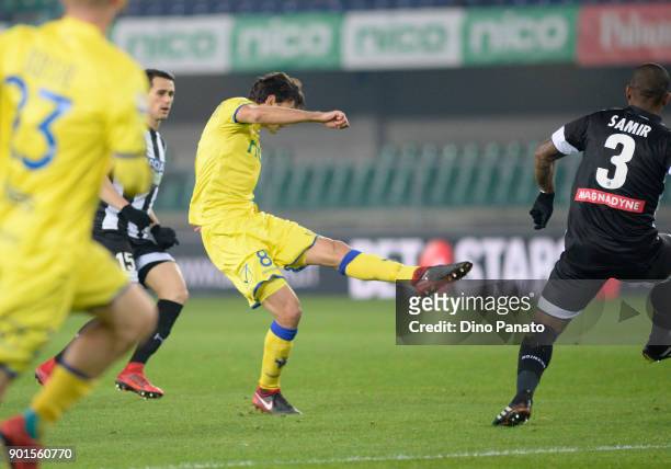 Ivan Radovanovic of Chievo Verona scores his opening goal during the Serie A match between AC Chievo Verona and Udinese Calcio at Stadio Marc'Antonio...