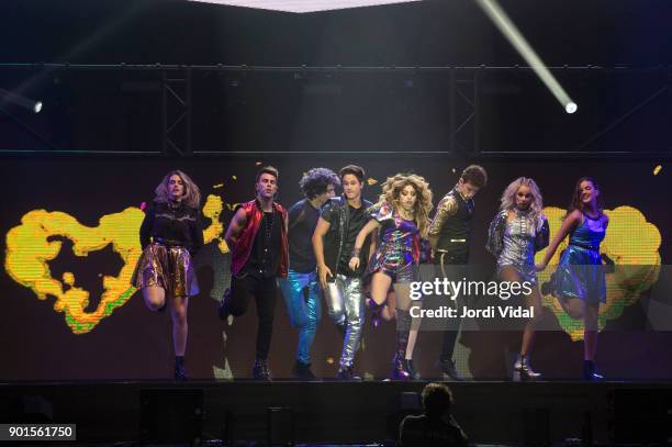 Chiara Parravicini, Gaston Vietto, Jorge Lopez, Michael Ronda, Karol Sevilla, Ruggero Pasquarelli, Valentina Zenere and Marlena Ratner perform on...