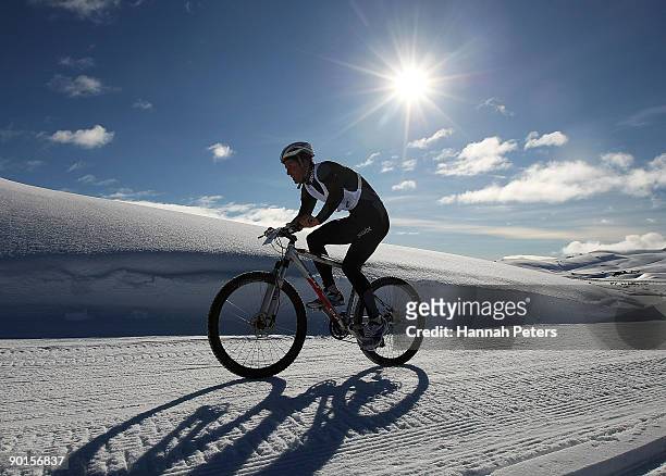 Nat Anglem of New Zealand competes in the Winter triathlon during day eight of the Winter Games NZ at the Snow Farm on August 29, 2009 in Wanaka, New...