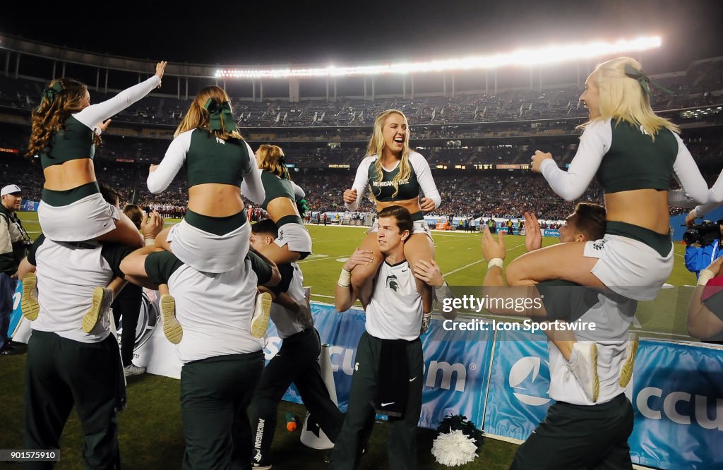 COLLEGE FOOTBALL: DEC 28 Holiday Bowl - Washington St v Michigan St