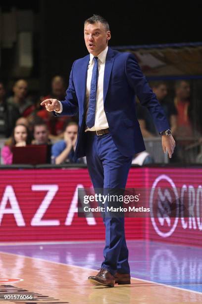 Sarunas Jasikevicius, Head Coach of Zalgiris Kaunas in action during the 2017/2018 Turkish Airlines EuroLeague Regular Season Round 16 game between...