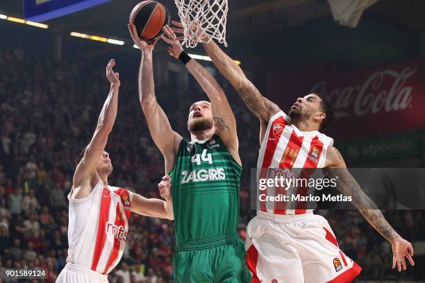 Antanas Kavaliauskas, #44 of Zalgiris Kaunas competes with James Feldeine, #14 of Crvena Zvezda mts Belgrade during the Turkish Airlines EuroLeague...