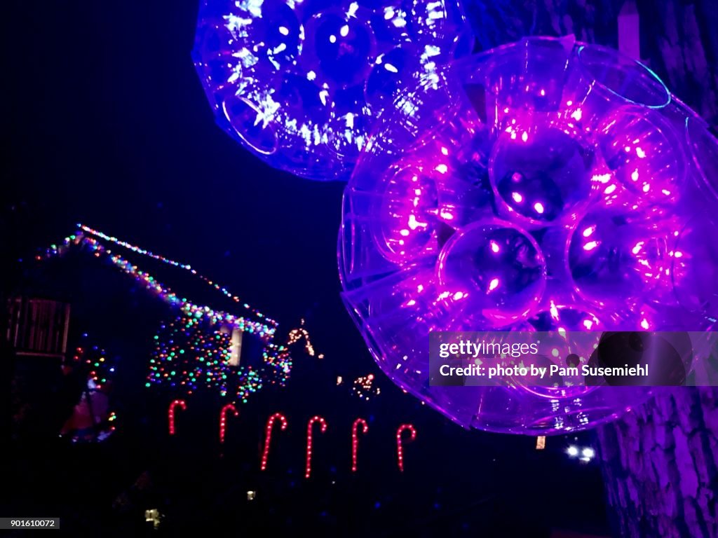 Diy Outdoor Lightup Hanging Plastic Cup Orb Christmas Decorations Night  High-Res Stock Photo - Getty Images
