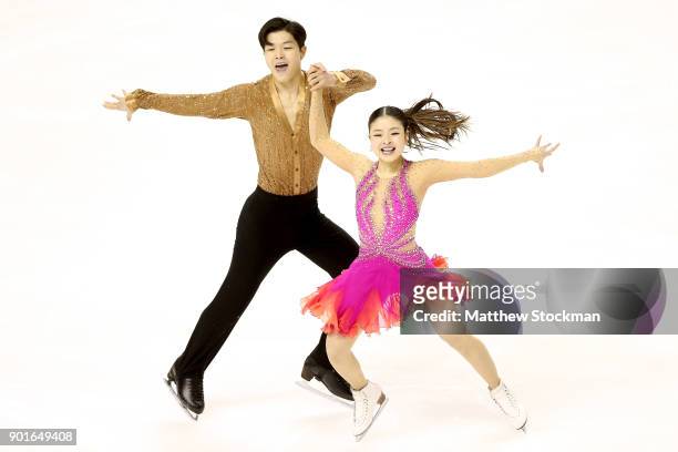 Maia Shibutani and Alex Shibutani compete in the Short Dance during the 2018 Prudential U.S. Figure Skating Championships at the SAP Center on...