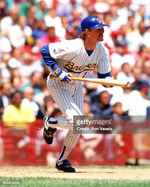 Robin Yount of the Milwaukee Brewers bats during an MLB game at County Stadium in Milwaukee, Wisconsin during the 1989 season.