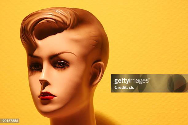 puppet head - mannequin blonde stockfoto's en -beelden