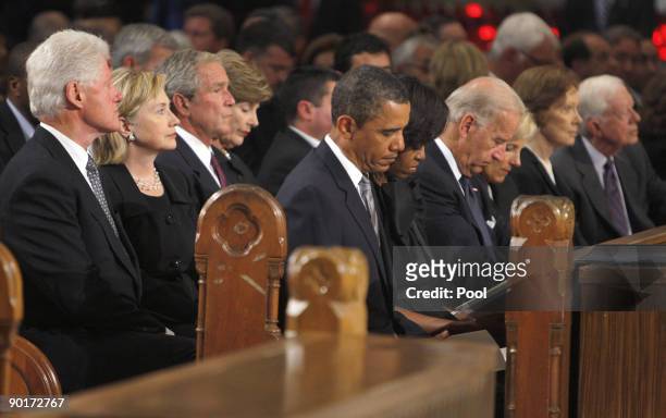 Former President Bill Clinton, Secretary of State Hillary Clinton, former president George W. Bush and his wife Laura, President Barack Obama and...
