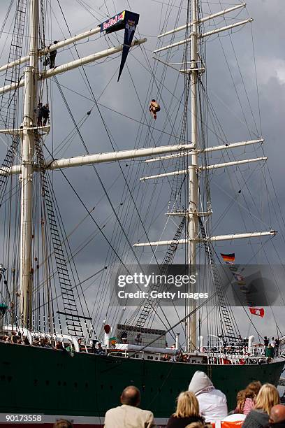 Artem Silchenko of Russia competes during the Red Bull Cliff Diving World Series at Hamburg Harbour on August 29, 2009 in Hamburg, Germany.