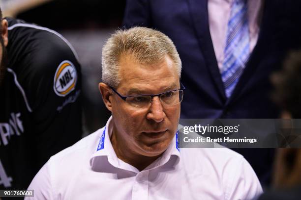 Coach of Melbourne, Dean Vickerman speaks to players during a timeout during the round 13 NBL match between the Illawarra Hawks and Melbourne United...