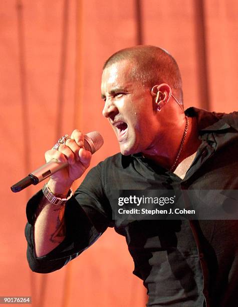 Scott Stapp of Creed performs at the Riverbend Music Center on August 28, 2009 in Cincinnati, Ohio.