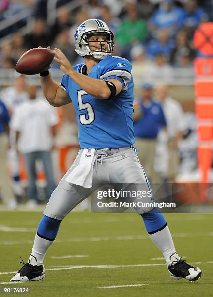 Drew Stanton of the Detroit Lions throws a pass against the Indianapolis Colts at Ford Field on August 29, 2009 in Detroit, Michigan. The Lions...