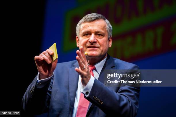 Hans-Ulrich Ruehlke talks during the traditional Epiphany meeting of the German Free Democratic Party at the opera on January 6, 2018 in Stuttgart,...